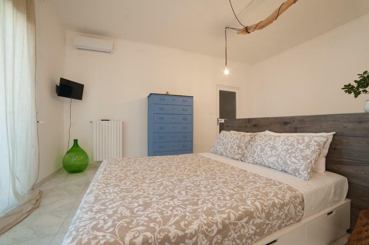 Casa D'Amare Hotel Trani Bagian luar foto