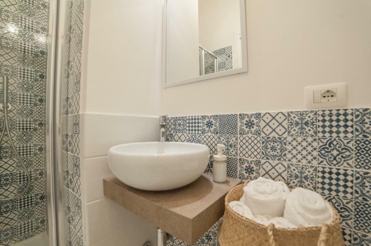 Casa D'Amare Hotel Trani Bagian luar foto